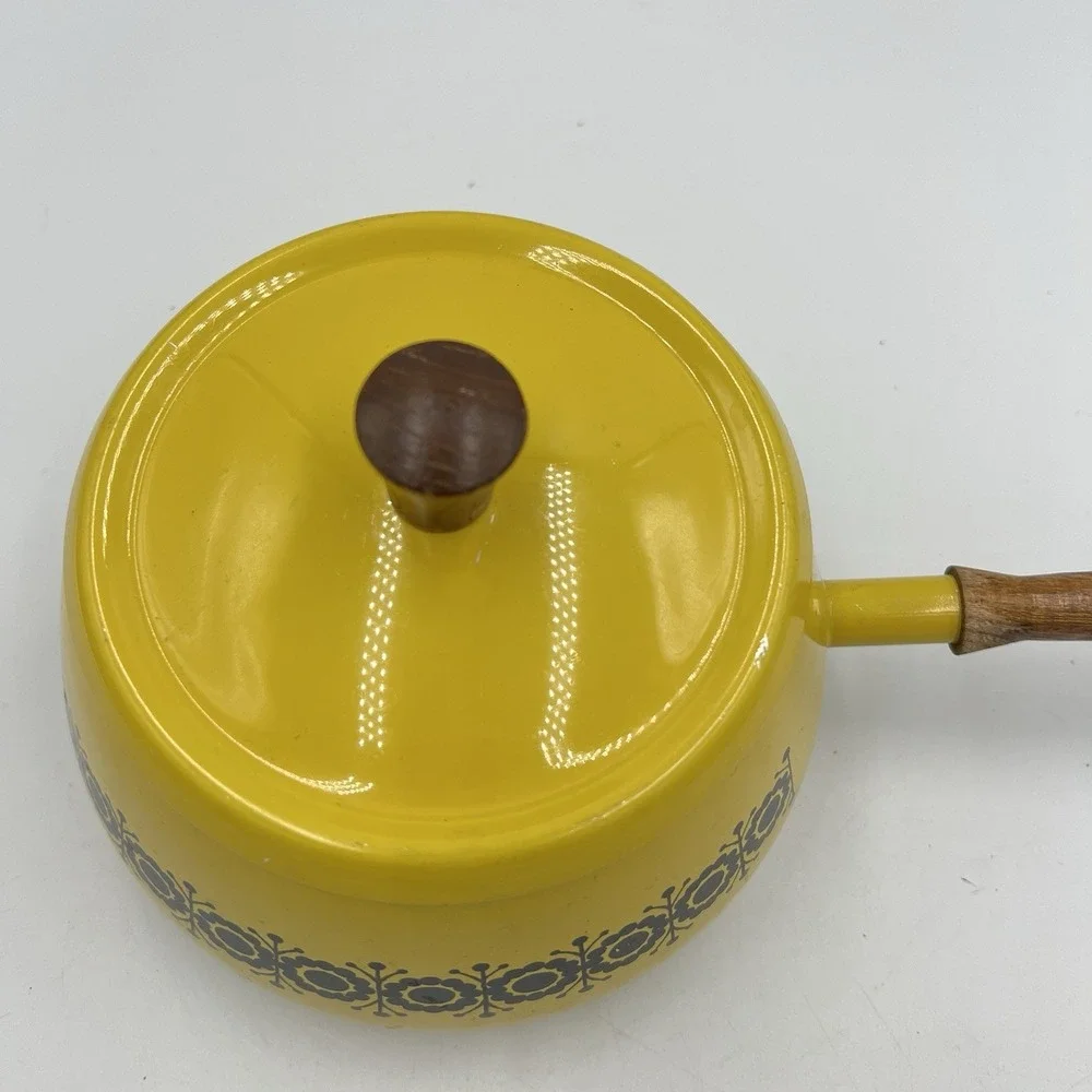 MCM Sauce Pan Pot Mustard Yellow Enamel Lid Wood‎ Handle Japan Vtg